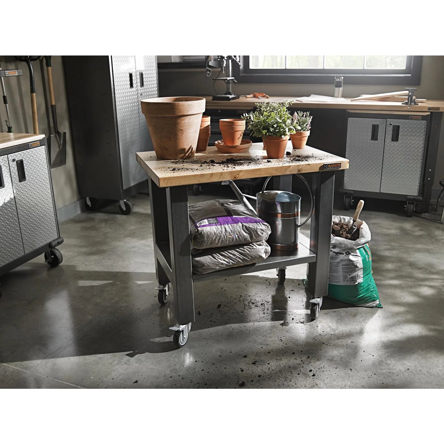 3' Wide Mobile Workstation